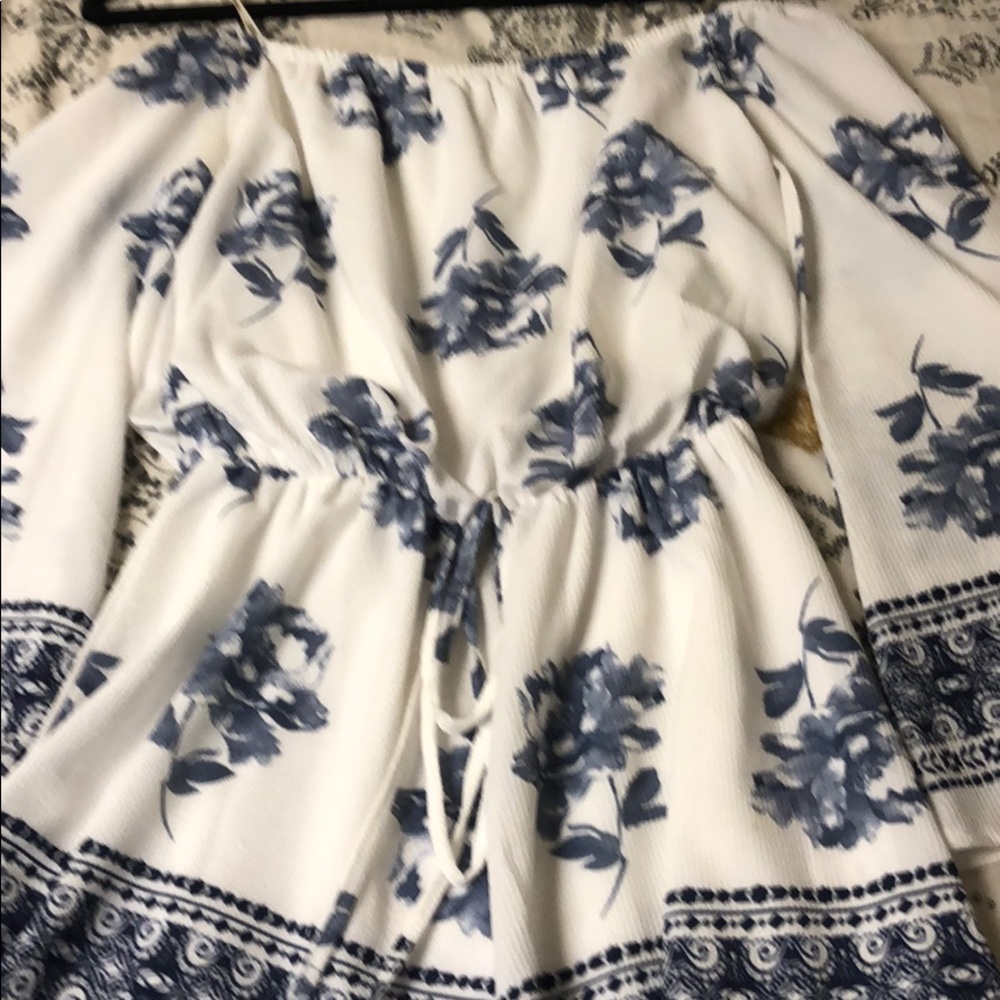 Romper - Picture 2 of 2